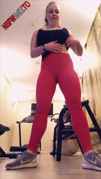 Sarah Calanthe gym & tease snapchat premium 2019/12/12 porn videos on dochick.com