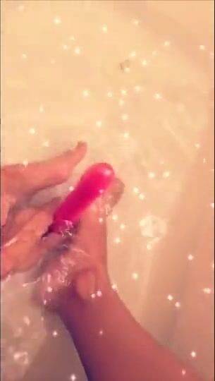Tia Cyrus bathtub dildo riding onlyfans porn videos on dochick.com