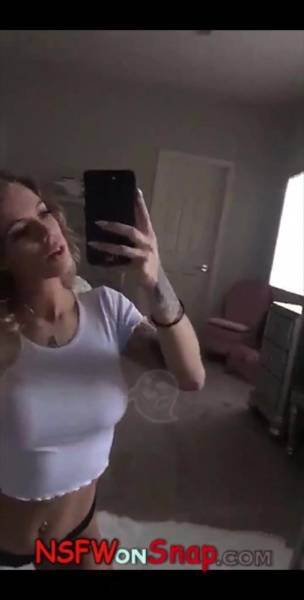 Luna Skye teasing in front of mirror snapchat premium xxx porn videos on dochick.com