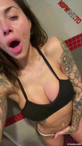 Dakota James pleasure after gym snapchat premium 2021/02/16 porn videos on dochick.com
