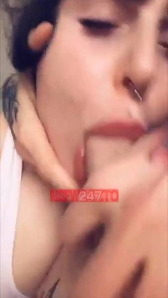 Lucy Loe morning blowjob cum swallow snapchat premium free xxx porno video on dochick.com