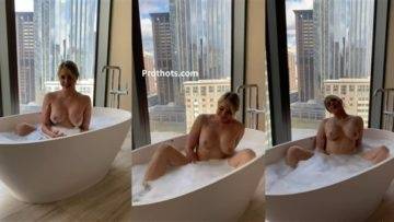 Courtney Tailor Nude Masturbating Bathtub Onlyfans Video Leaked on dochick.com