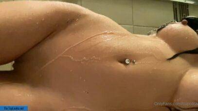 Carlie Jo Howell Nude Shower Selfie Onlyfans Video Leaked on dochick.com