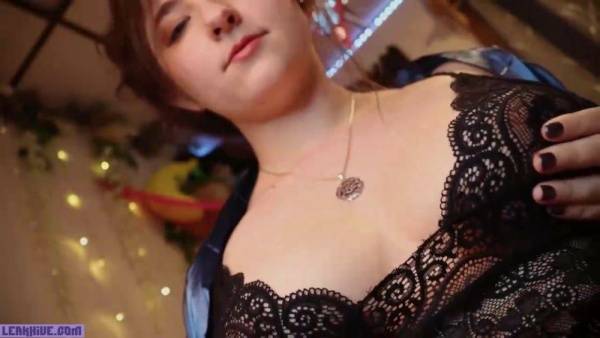 AftynRose ASMR Relax in My Lap Tonight Video Leaked on dochick.com