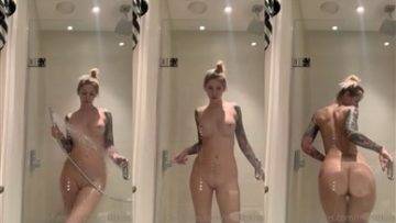 Missttkiss Leaked Nude Onlyfans Shower Time Porn Video on dochick.com