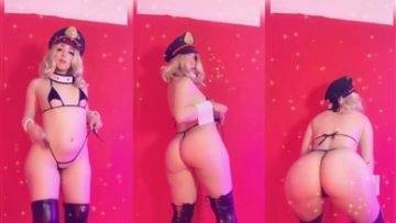 Anya Braddock Cammy Cosplay Nude Video on dochick.com