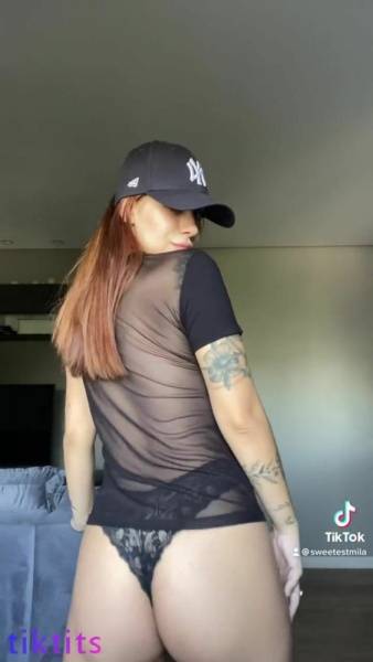 Babe dancing to fun music for TikTok sexy dancing ass and shaking boobs on dochick.com