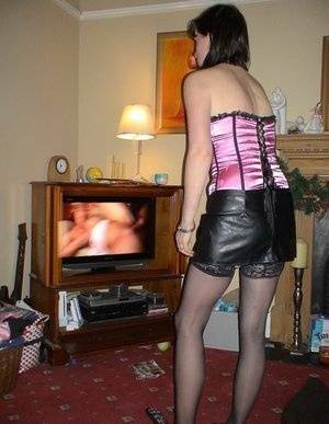 Tall amateur Slut Scot Susan dildos her pussy after a POV blowjob - Scotland on dochick.com