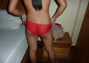 Thai teenager Noon getting finger fucked before trimmed cunt penetration - Thailand on dochick.com
