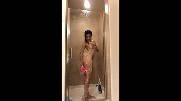 Emily Willis Come shower with - OnlyFans free porn on dochick.com