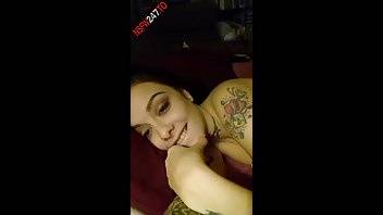 Alessa Savage tease in bed onlyfans porn videos on dochick.com