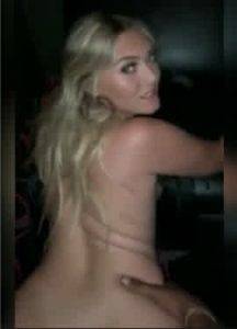 Fucking a blonde right in the club on dochick.com