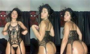 Strawbootyy Onlyfans Black Lingerie Twerking Nude Video Leaked Mega on dochick.com