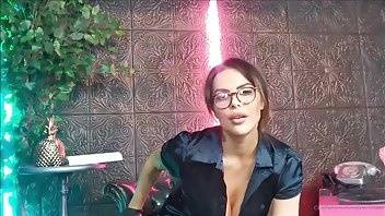 Maxierhoads Full video I'm your tall boss who LOVES to wear lea xxx onlyfans porn on dochick.com