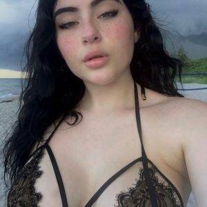 Neiva Mara 26 Sonia Amat Sanchez Nude Topless Snapchat Lesbian Porn Video - city Sanchez on dochick.com