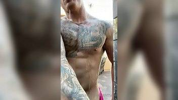 Flexwiththane What s hotter me showering or outside or Vegas weath xxx onlyfans porn on dochick.com