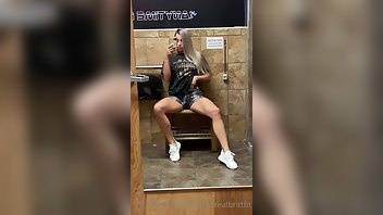 Therealbrittfit 9 times out of 10 whenever i go into a public bathroom it isn t to use it if only... on dochick.com