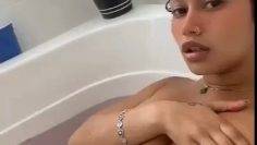 MoonFormation Nude Bathtub Porn Video Delphine on dochick.com