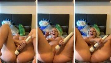 Kristen Kindle Nude Hitachi Masturbating Video Leaked on dochick.com