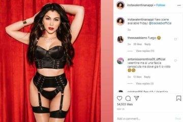 Valentina Nappi Nude Onlyfans Lesbian Pussy Video on dochick.com