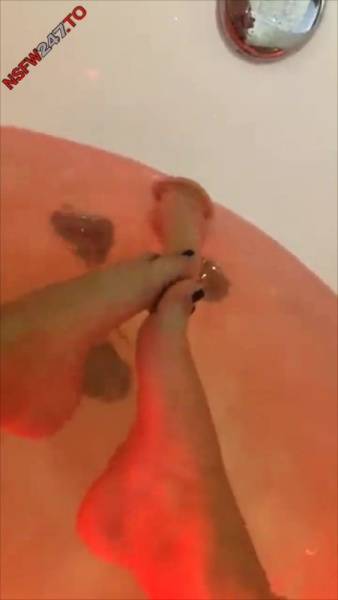 Dulce Maria foot licking fetish snapchat premium xxx porn videos on dochick.com