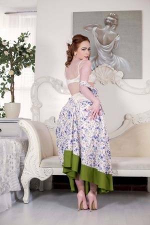 Solo model Ella Hughes releases her nice ass from vintage lingerie on dochick.com