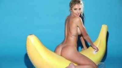 Ride the Banana on dochick.com
