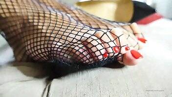 Lucyzara enjoy this free foot worship nail fetish clip dont forg on dochick.com