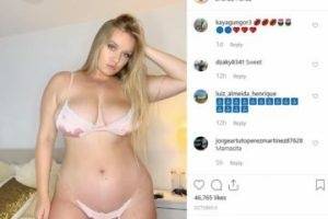 Badd Angel Nude Masturbation Premium Snapchat Leak on dochick.com