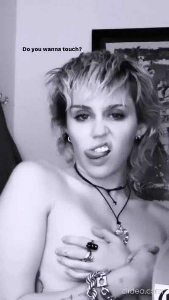 Miley Cyrus teasing on dochick.com
