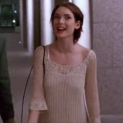 Winona Ryder's 23 year old tits bouncing around on dochick.com