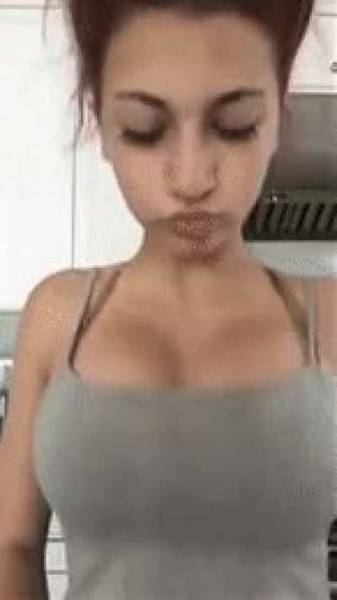 Danielle Bregoli aka Bhad Bhabie has the absolute best titty bounce I?ve ever seen? on dochick.com