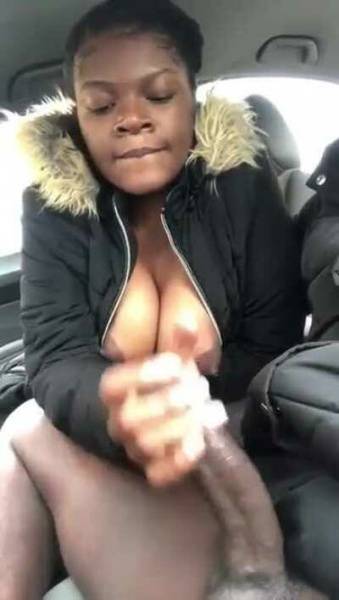 She loves the Jamaican dick (anywhere) - Jamaica on dochick.com