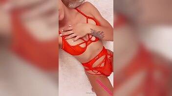 Therealbrittfit body play red lingerie onlyfans videos leaked on dochick.com