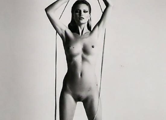 Kate Moss Nude on dochick.com