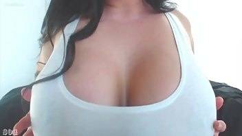 Korina Kova | Oil And Lotion White Shirt Boob Worship ManyVids?Naked BBW on dochick.com