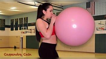 Cassandra cain balloon pop punishment xxx video on dochick.com
