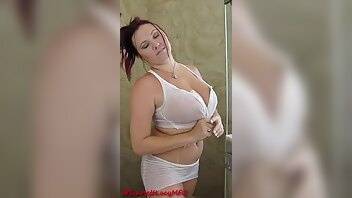 Scarlettlacy wet t shirt shower xxx video on dochick.com