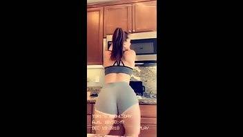 Tori Black twerk premium free cam snapchat & manyvids porn videos on dochick.com