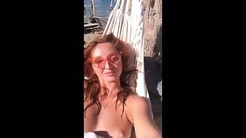 Red Fox sunbathing topless premium free cam snapchat & manyvids porn videos on dochick.com