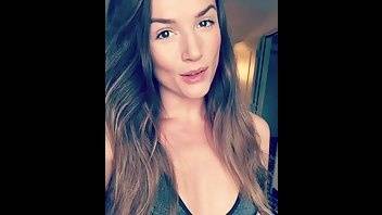 Tori Black message for fans premium free cam snapchat & manyvids porn videos on dochick.com