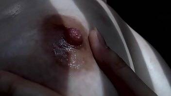 Pira_pira_onthewall oiled tit bouncing & grabbing xxx premium manyvids porn videos on dochick.com