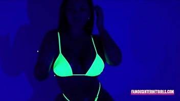 Genesis Lopez Nude Glow Paint Videos Leak New XXX Premium Porn on dochick.com