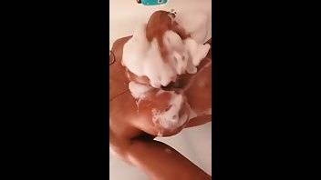 Lexivixi nude videos in the shower XXX Premium Porn on dochick.com