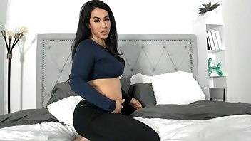 Makayla Divine swollen belly from buffet xxx premium porn videos on dochick.com