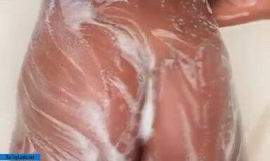 Amazing Kayyy Bear Nude Shower Video Leaked on dochick.com