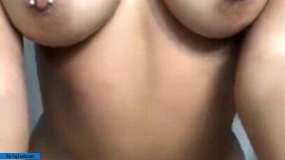 Amanda Trivizas Nipple Piercings Onlyfans Video Leaked nude on dochick.com