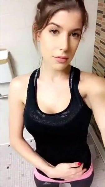 Andie Adams after workout masturbating snapchat premium xxx porn videos on dochick.com