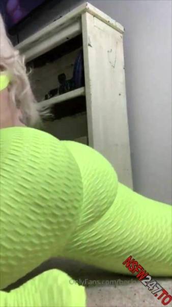 Becky Crocker boobs flashing porn videos on dochick.com