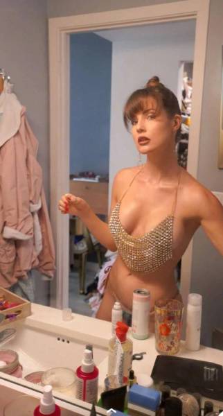 Amanda Cerny Nude Pearl Lingerie OnlyFans Set Leaked on dochick.com